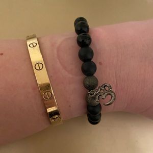 Aum black beaded bracelet